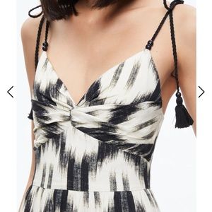 Alice + Olivia KATARA TWIST TOP TIERED MAXI DRESS